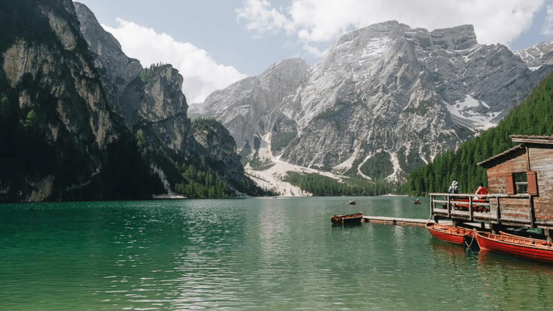 Lago-di-Braies-Circuit-hike