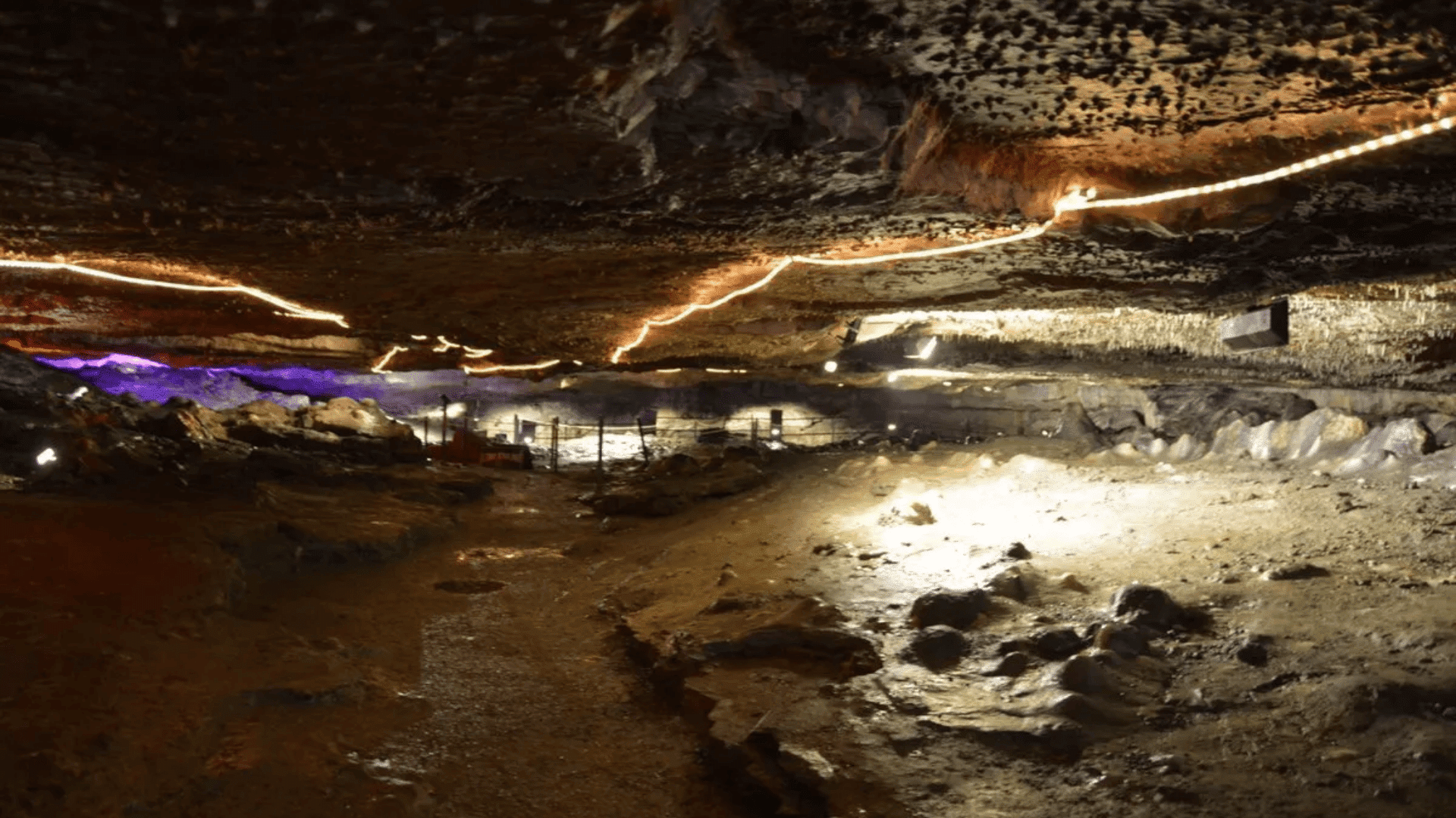 Put-in-Bay-Perrys-Cave