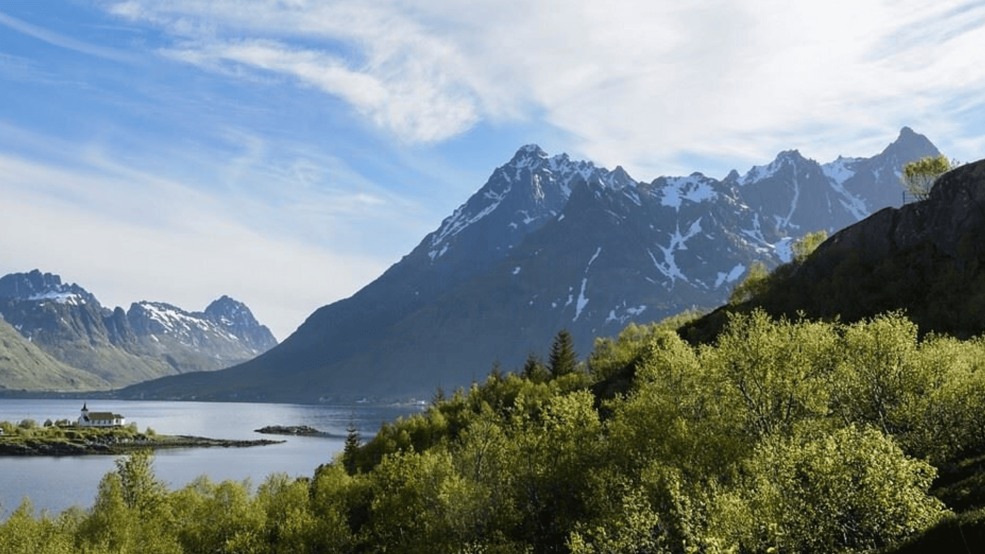 Fly to Evenes and Bus