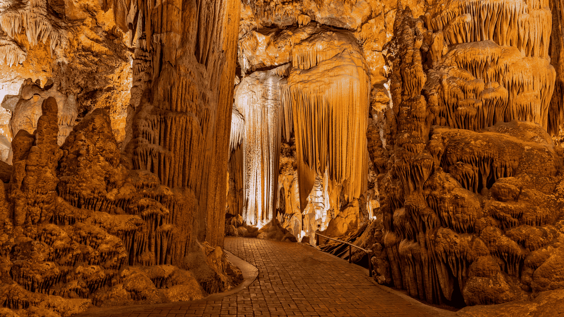 Luray Caverns