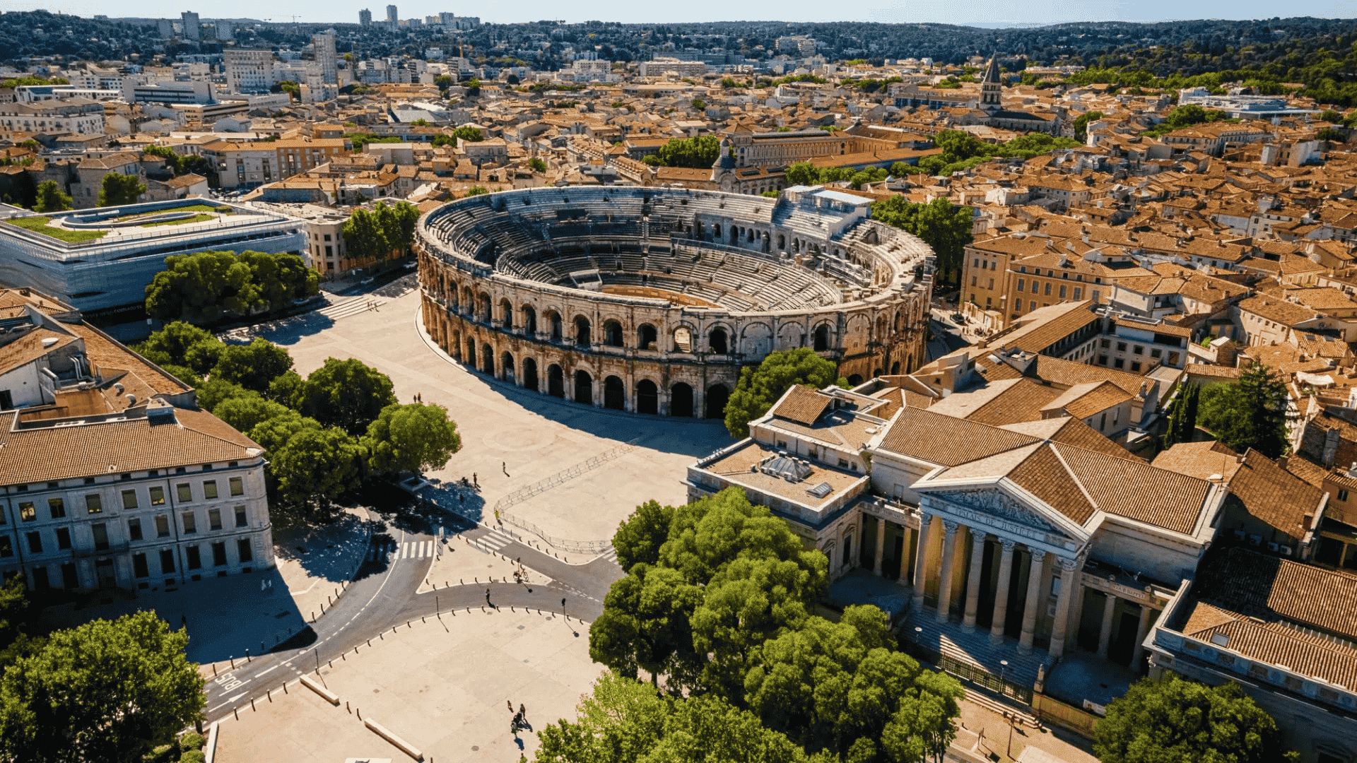 Nîmes france